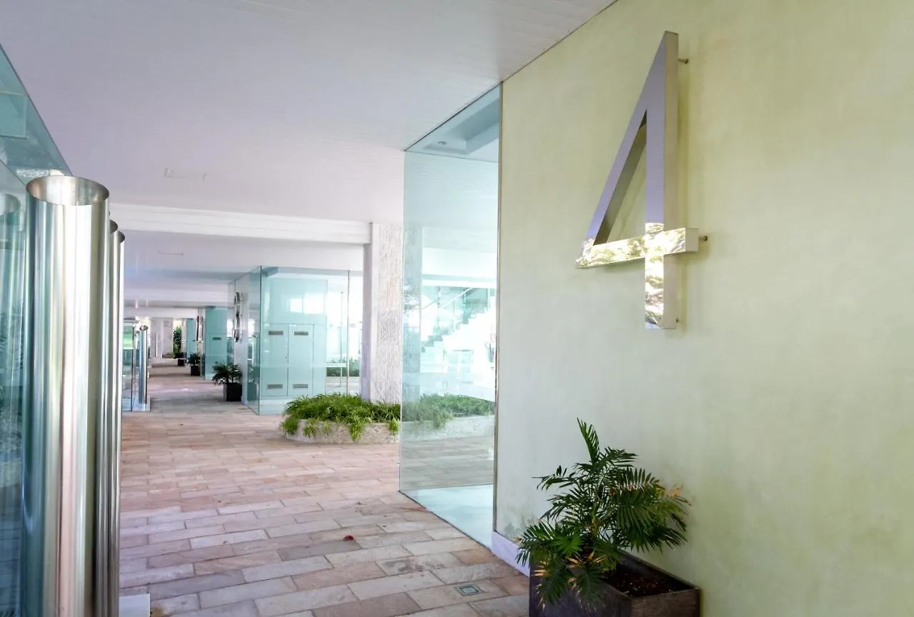 Marbella Banus Suites - Jardines Del Principe Golden Mile 0*,  Španělsko
